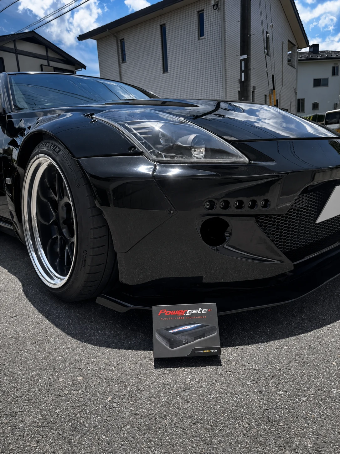 フェアレディZ Z33とPowerGate3のパッケージ